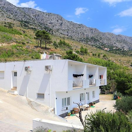 Apartments With A Parking Space Lokva Rogoznica, Omis - 17645 Екстер'єр фото