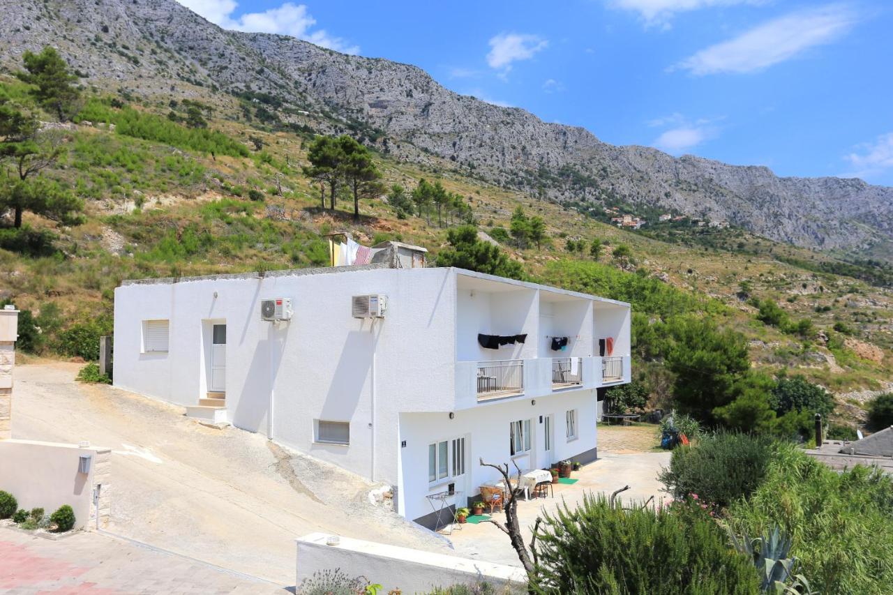 Apartments With A Parking Space Lokva Rogoznica, Omis - 17645 Екстер'єр фото