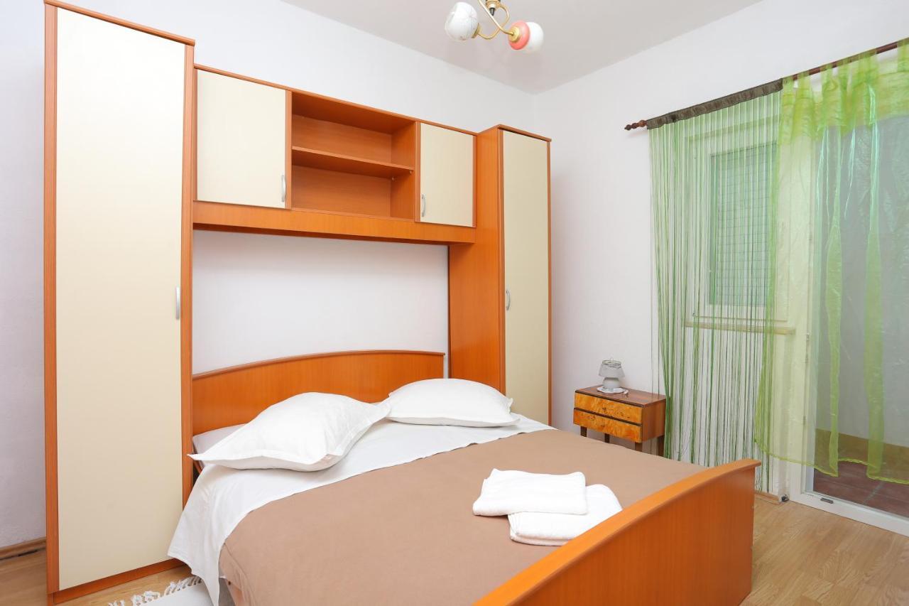 Apartments With A Parking Space Lokva Rogoznica, Omis - 17645 Екстер'єр фото