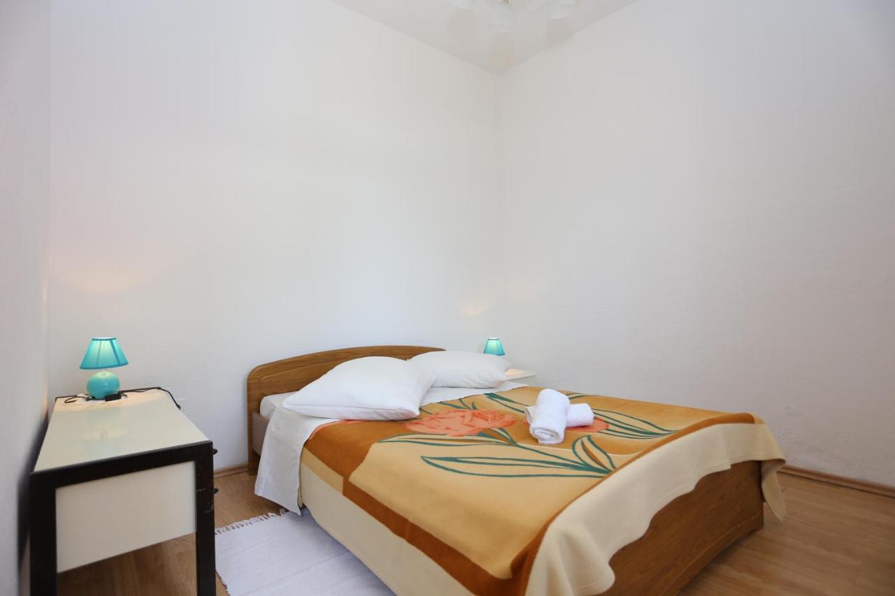 Apartments With A Parking Space Lokva Rogoznica, Omis - 17645 Екстер'єр фото