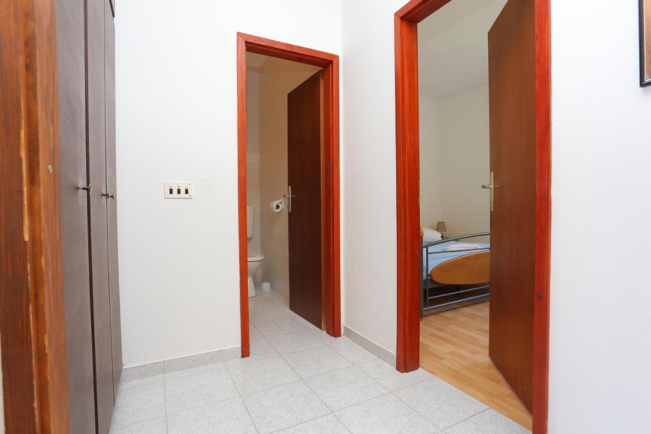 Apartments With A Parking Space Lokva Rogoznica, Omis - 17645 Екстер'єр фото