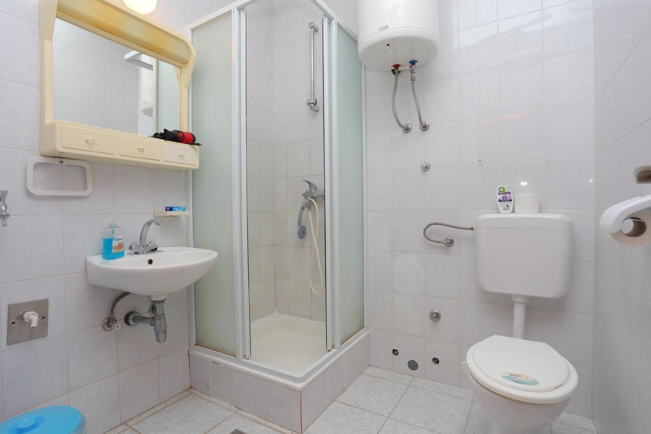 Apartments With A Parking Space Lokva Rogoznica, Omis - 17645 Екстер'єр фото